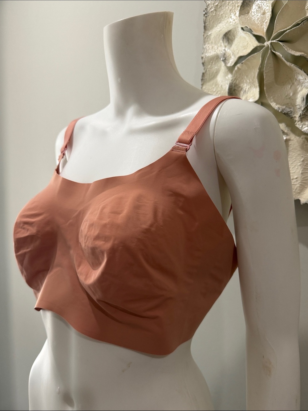 2/$35 Knix Evolution Wireless Bra Size 8 Fits 40D 40DD 42DD No Padding Blush